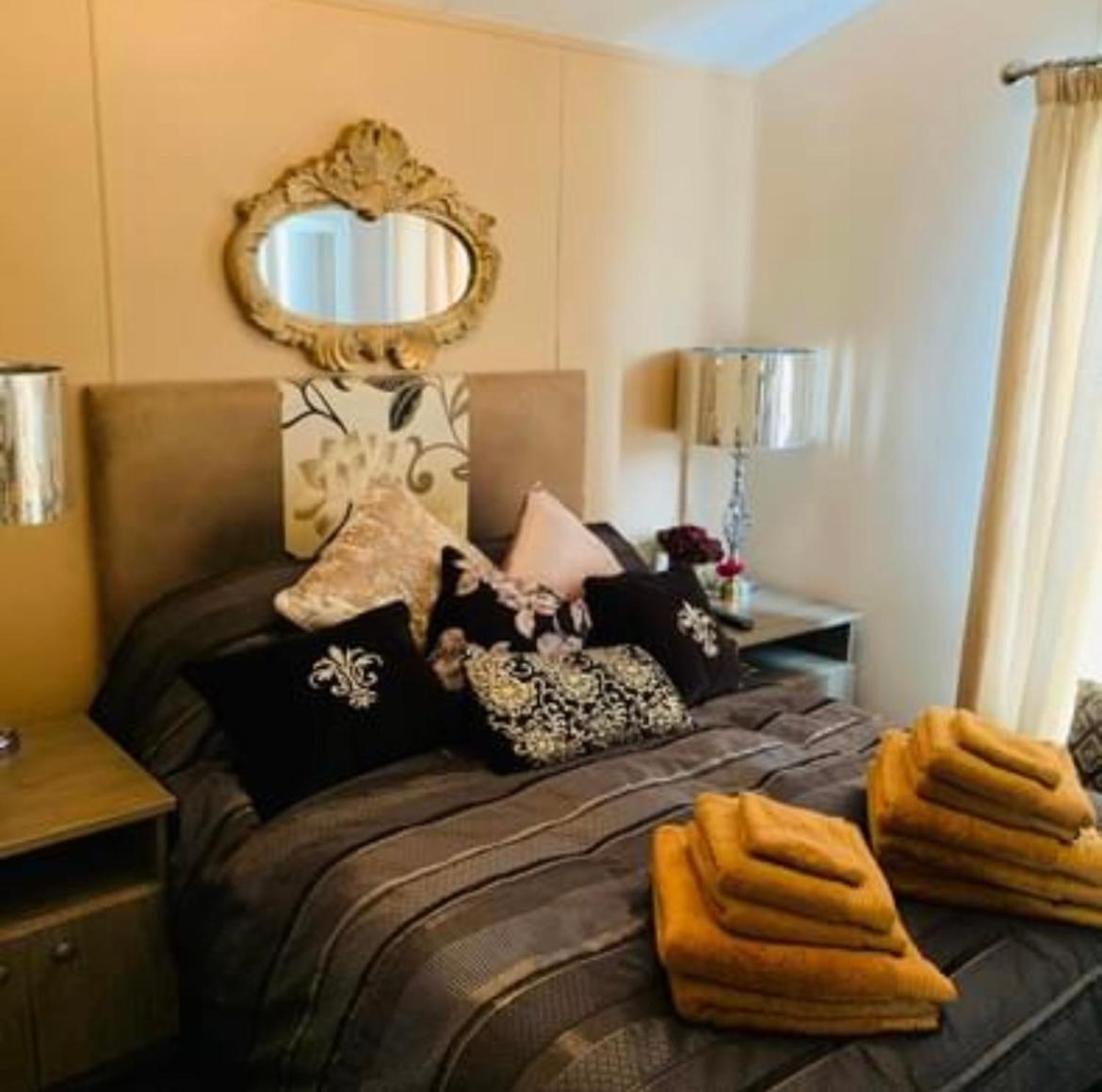 Thorne - Seaview - 3 Bedroom Whitstable