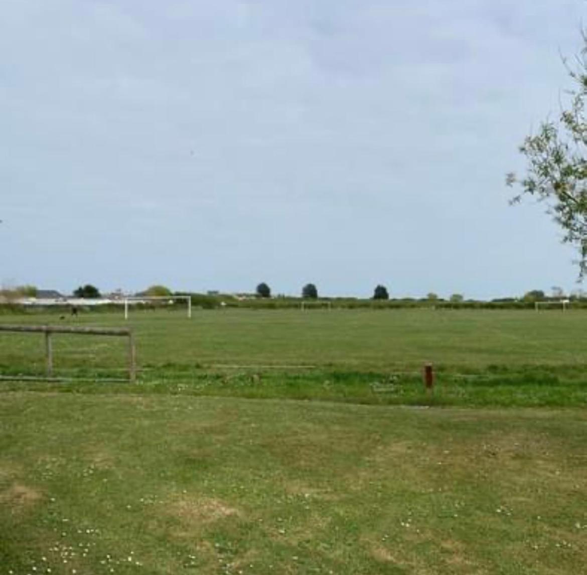 Thorne - Seaview - 3 Bedroom Apartment Whitstable