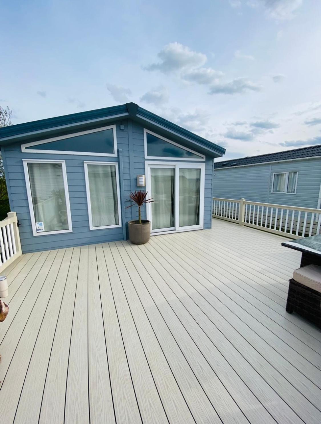 Thorne - Seaview - 3 Bedroom Whitstable
